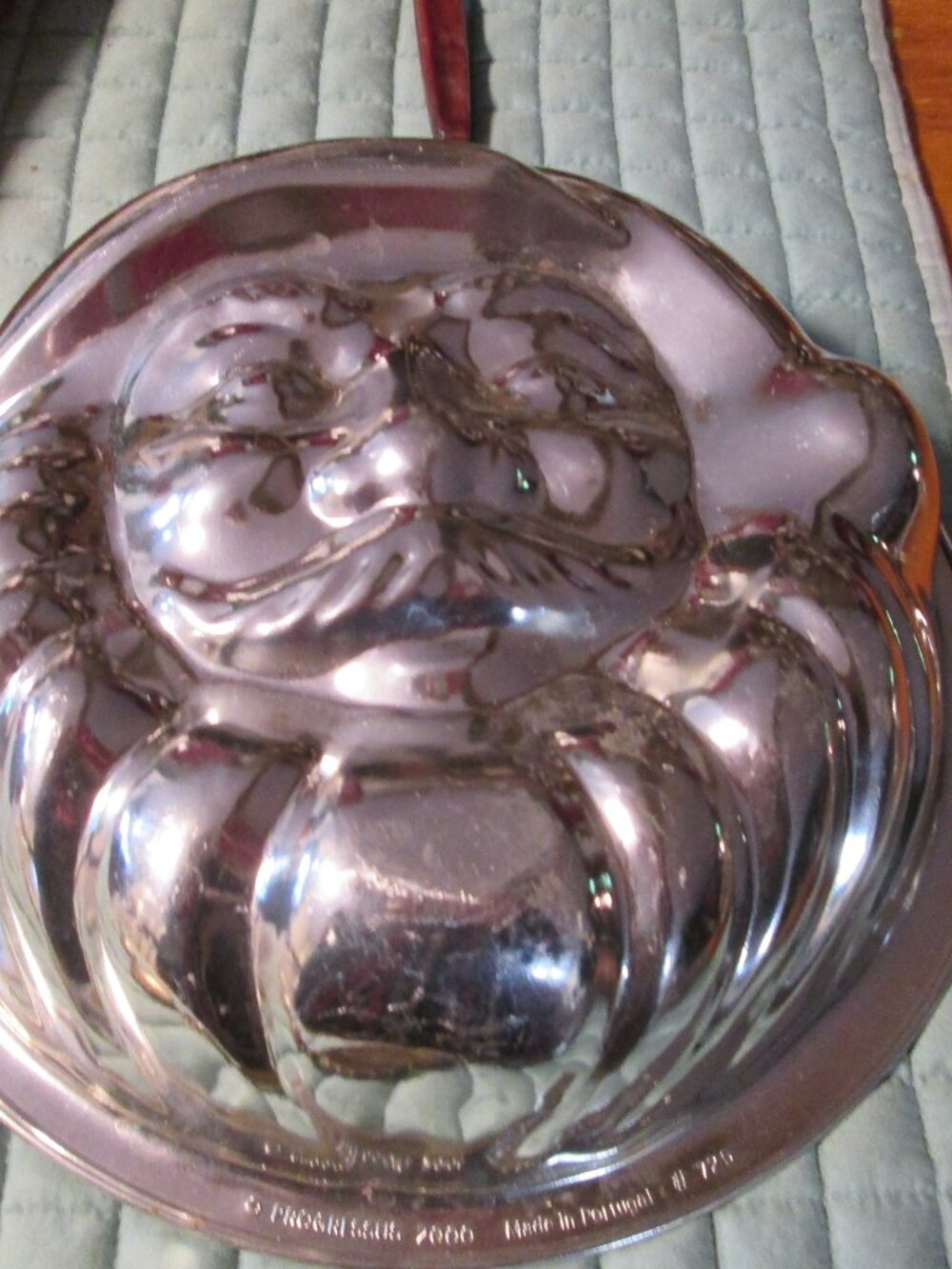 Proggressu Portugal heavy Santa cake mold 11 W x 3 Y2k